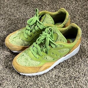 Saucony Avacado Toast sneakers